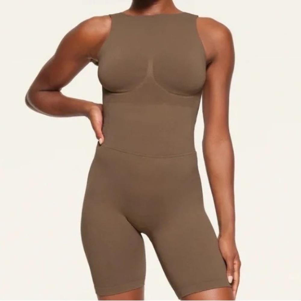Skims Contour Lounge Onesie in Oxide